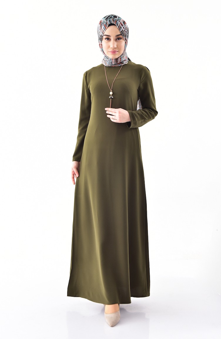 سويد فستان كريب بتصميم مُزين بقلادة 4023-09 لون أخضر كاكي 4023-09