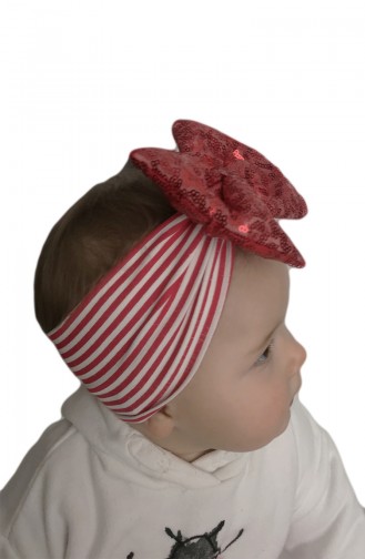 Red Hat and bandana models 024