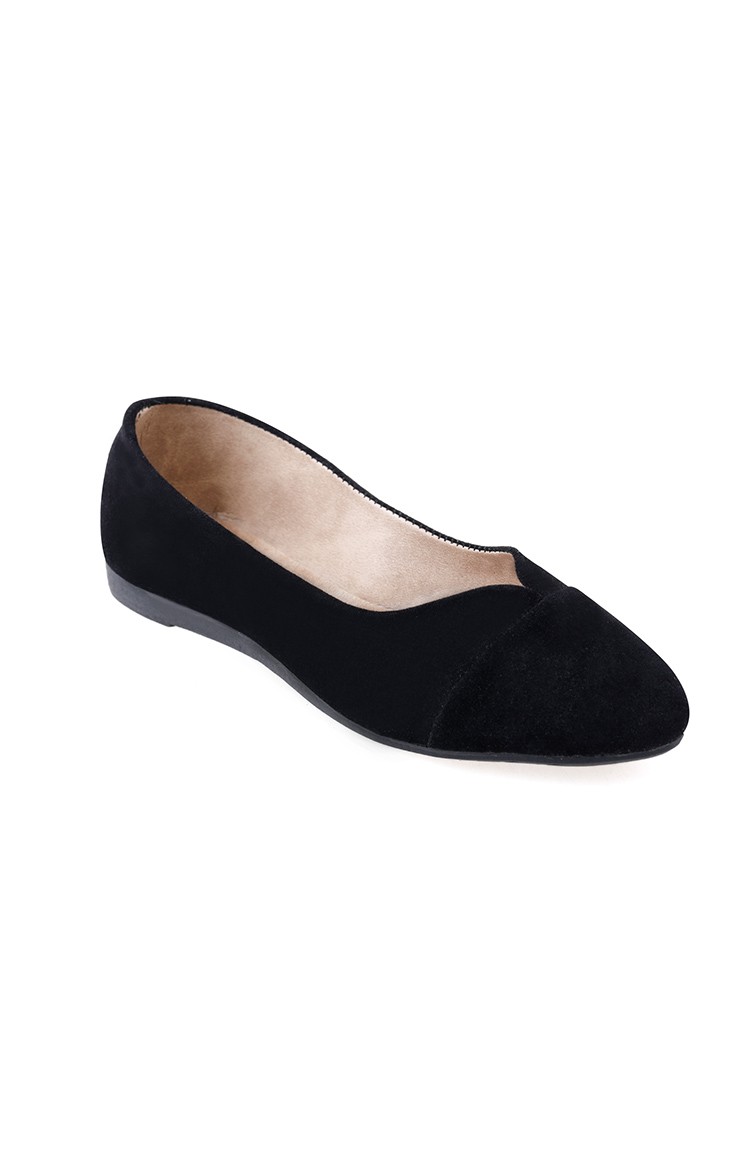 plain black flat shoes