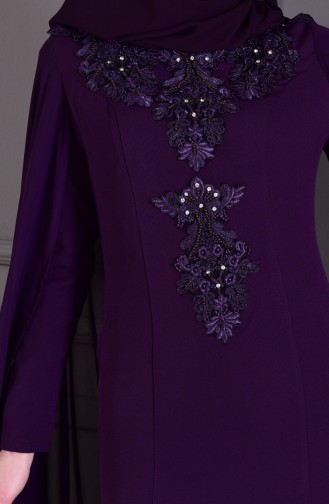 فستان سهرة بتفاصيل من الدانتيل 8487-04 لون بنفسجي 8487-04