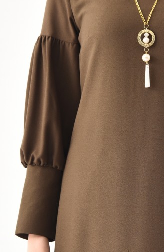 Kleid mit Halskette 1008-07 Khaki 1008-07