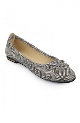 White Woman Flat Shoe 94200-0