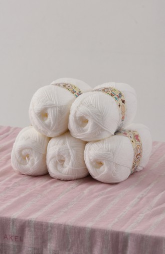 White Knitting Yarn 3010-111