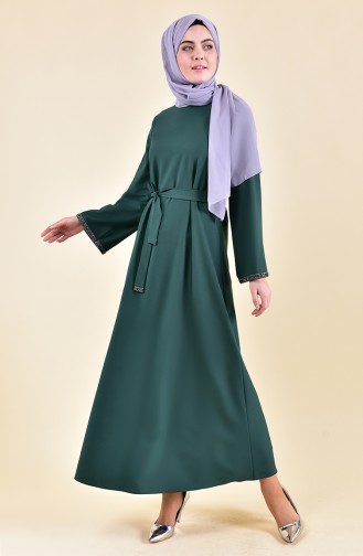 Taş Detaylı Kuşaklı Elbise 0887-01 Zümrüt Yeşili 0887-01