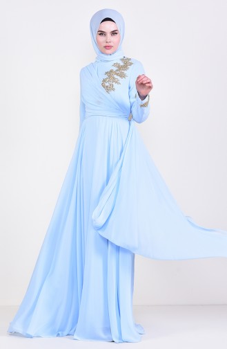  Abendkleid mit Brosche6005-01 Babyblau 6005-01