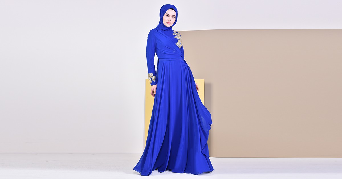 Robe de Soirée avec Broche 6005-06 Bleu Roi 6005-06 | Sefamerve