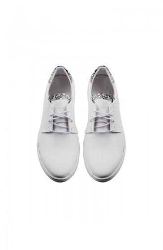 حذاء رياضي نسائي PM54-01 لون أبيض 54-01