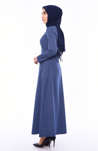 فستان بتصميم حزام للخصر 1180-06 لون كحلي و كريمي 1180-06