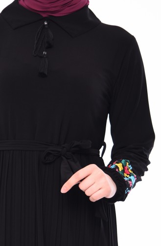 Embroidered Sleeve Pleated Dress 9023-01 Siyah 9023-01