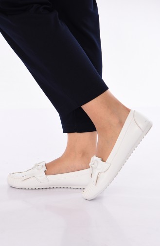 White Women`s Flats 125-04