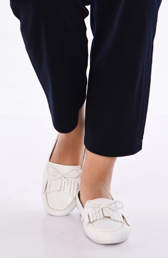 White Women`s Flats 125-04