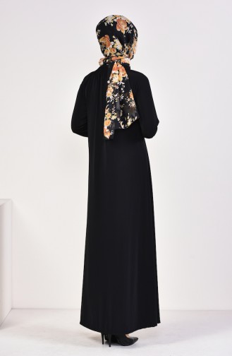 فستان قماش الساندي بتصميم مُزين ببروش 9021-03 لون أسود 9021-03
