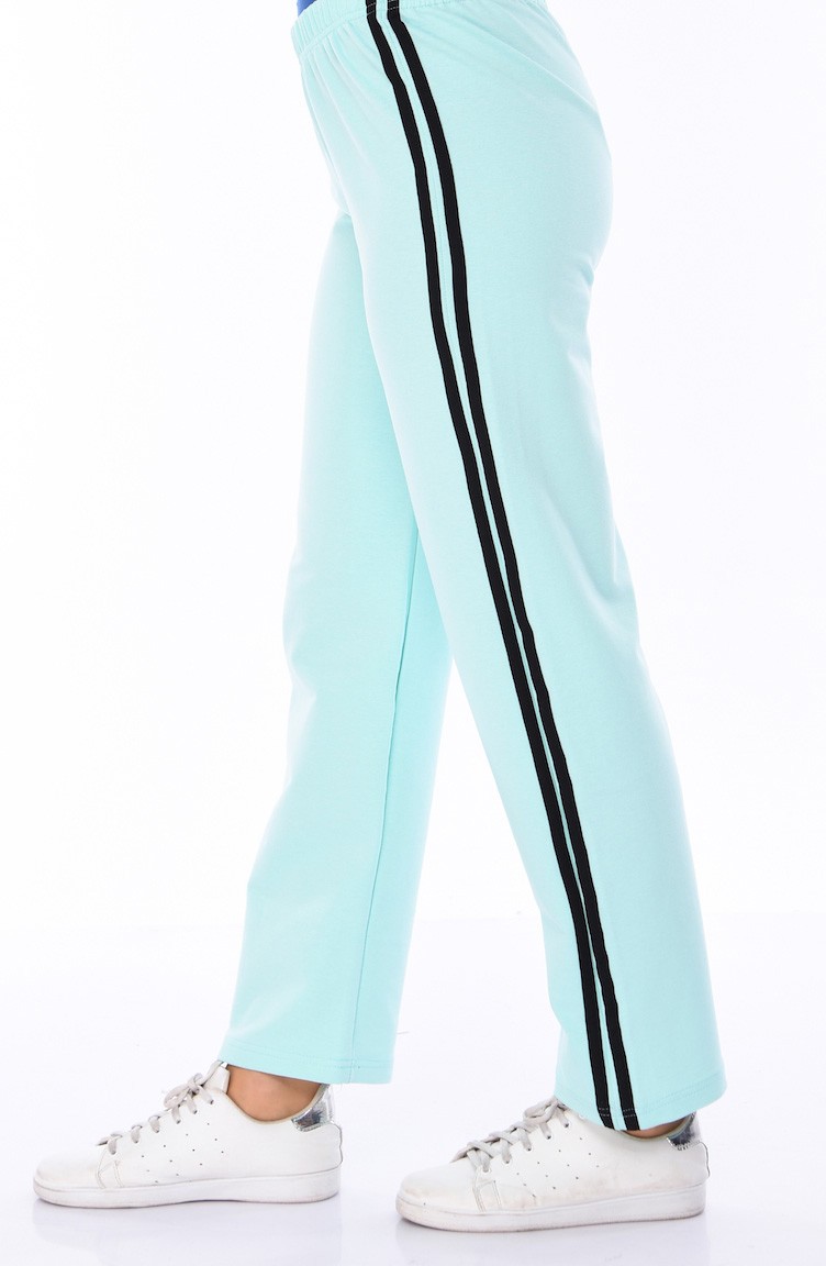 light green tracksuit