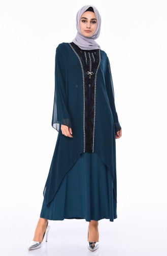 طقم فستان و كاب شيفون بتصميم مُطبع بأحجار لامعة و بمقاسات كبيرة 2328 A-01 لون أخضر زمردي 2328A-01
