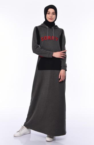 فستان رياضي بتصميم جيوب 9056-01 لون اسود مائل للرمادي 9056-01