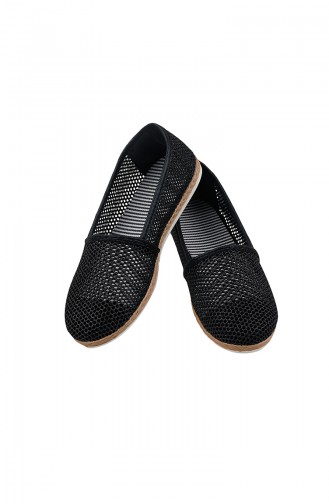 حذاء نسائي مُسطح بتصميم مُخرم 0129-01 لون أسود 0129-01