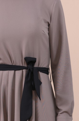 Pile Detaylı Kuşaklı Elbise 60037-01 Vizon