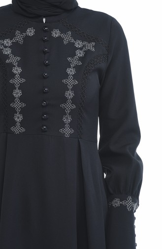 Geknöpftes Plissee Kleid 9466-05 Schwarz 9466-05