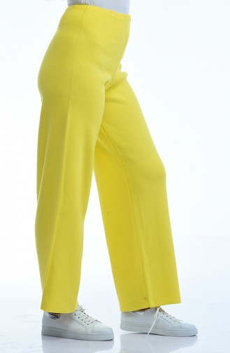 Yellow Pants 18567-06