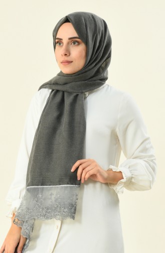 Gray Shawl 1012-02