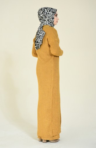 Mustard Suit 1915-07