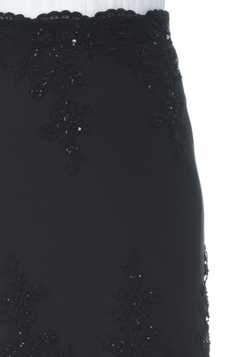 تنورة سهرة مزينة بالدانتيل سوداء 8K2803900-01