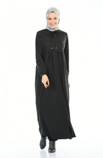 Winterliches Abaya mit Reissverschluss 8221-01 Schwarz 8221-01