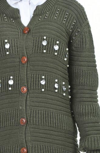 Khaki Cardigans 1960-05