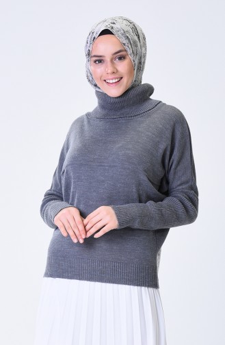 Gray Sweater 0516-01