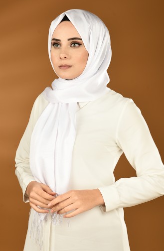 شال سادة ساتان مزين بشرابة أبيض 0043-107
