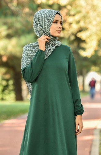 فستان سادة بأكمام مطاطية أخضر زمردي 8110-03