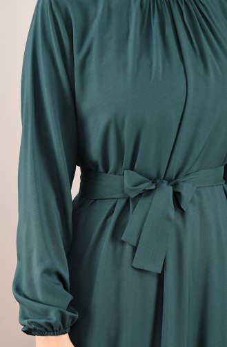فستان أخضر زمردي 10143-06