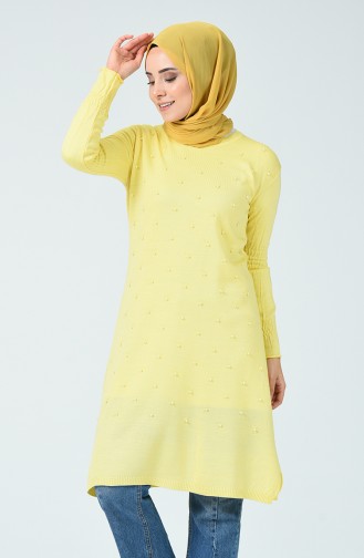 Yellow Sweater 3022-01
