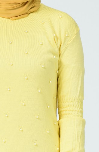 Yellow Sweater 3022-01