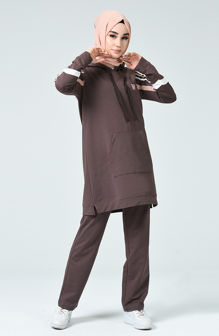 brown tracksuit