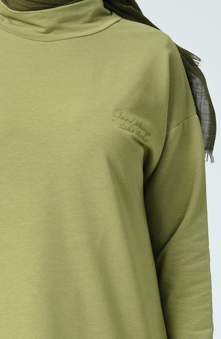 light green tracksuit