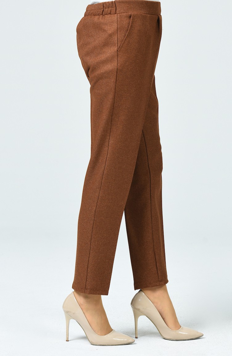 Straight Leg Trousers with Pockets 