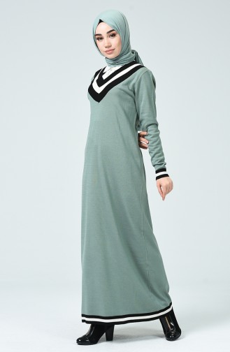 Green Almond Hijab Dress 8022-02