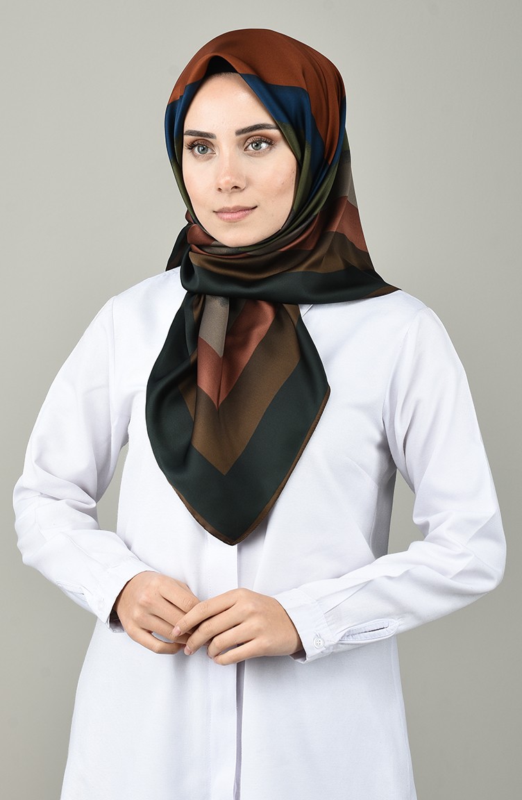 Desenli Rayon Eşarp 9065007 Kahverengi Zümrüt Yeşili Sefamerve Desenli Rayon Eşarp 9065007 Kahverengi Zümrüt Yeşili Sefamerve