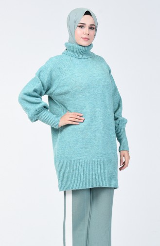Green Sweater 7066-08