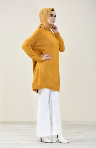Mustard Sweater 1942-02