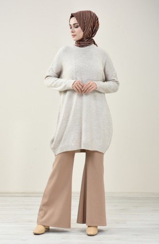 Beige Sweater 1942-05