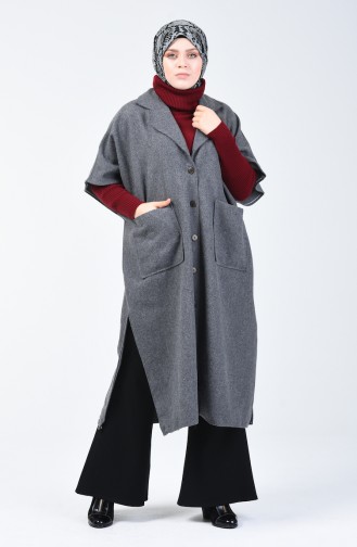 Geknöpftes Winterliches Poncho 8004-01 Grau 8004-01