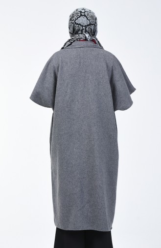 Geknöpftes Winterliches Poncho 8004-01 Grau 8004-01