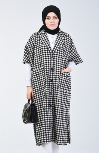 Crowbar Patterned Winter Poncho Black White 8004B-01