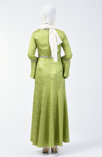 فستان سهرة مزين بالستراس بأكمام موديل اسباني أخضر فستقي 60088-01