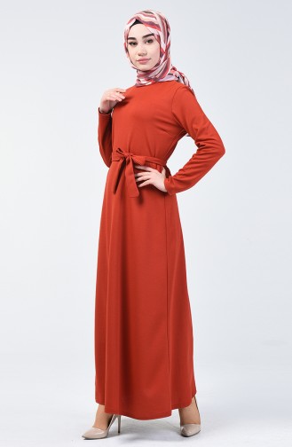 فستان سادة بتصميم مخصر لون القرميدي 0028-03