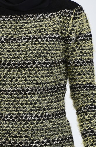 Green Sweater 1069-02