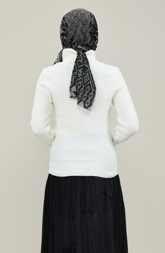 Knitwear Turtleneck Sweater 0512B-04 Ecru 0512B-04