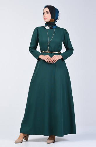 Kleid mit Gürtel und Halskette 6450-01 Smaragdgrün 6450-01